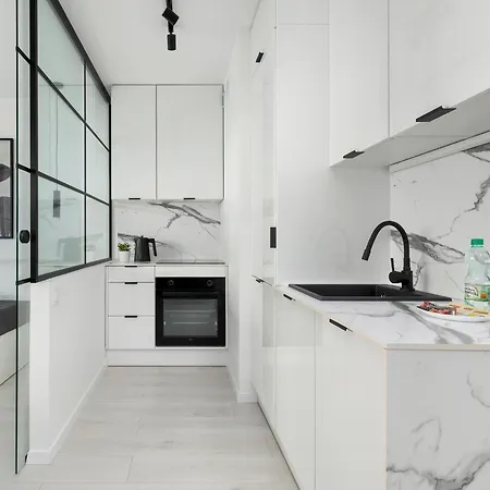 Bronowicka Modern By Bookinghost Apartament
