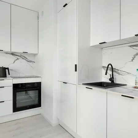 Bronowicka Modern By Bookinghost Apartment *