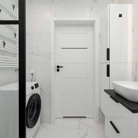 Bronowicka Modern By Bookinghost Apartment *